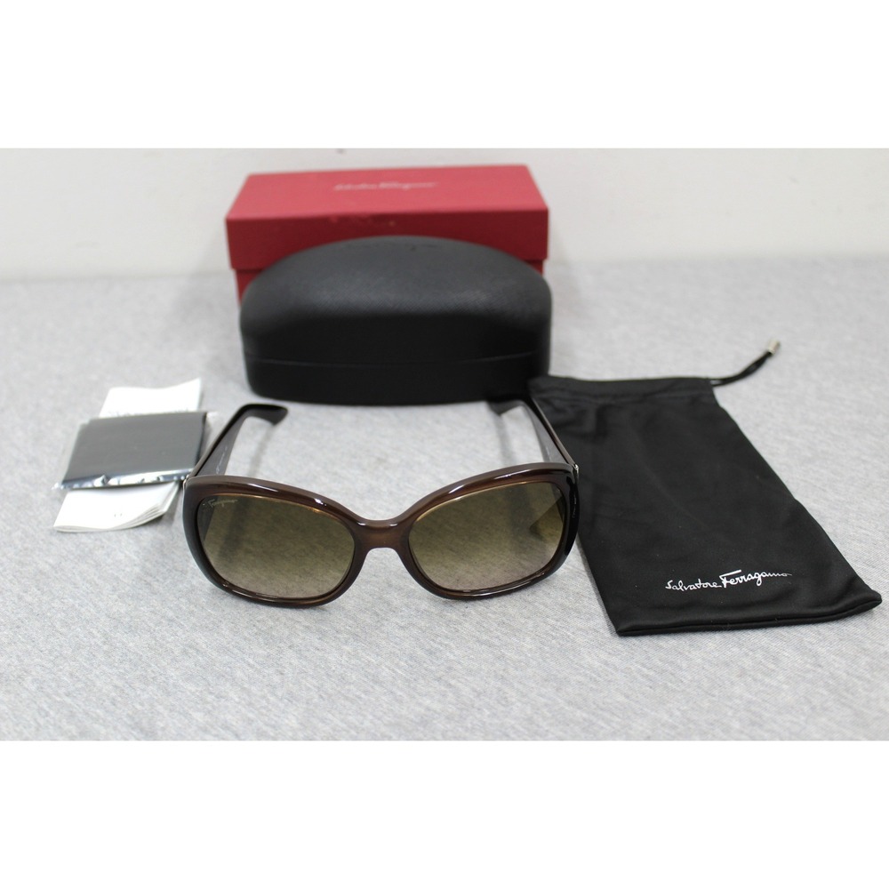 Salvatore Ferragamo Sunglasses Womens OS Brown SF722S Gancini Butterfly Italy